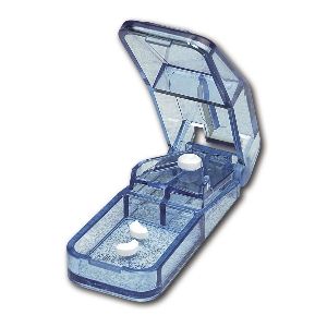 Tablettenzerteiler für die leichtere Eingabe von Tabletten