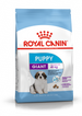 Royal Canin Gigant Puppy Trockenfutter für Welpen sehr großer Rassen Royal Canin Gigant Puppy Trockenfutter für Welpen sehr großer Rassen